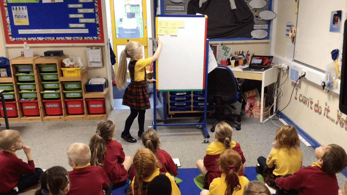 VISIT A SOUNDS-WRITE SCHOOL